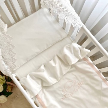 Set lenjerie de schimb pentru patut bebe 3 piese Baby King ivory